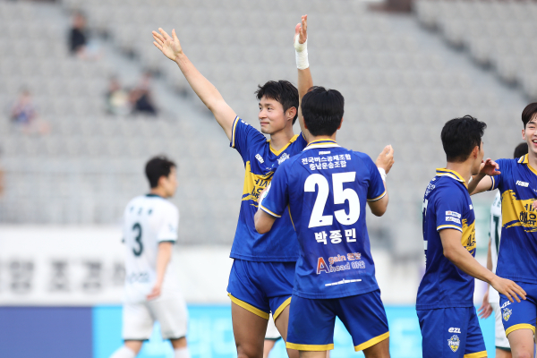 ‘충남아산FC’, 충청 더비 승리로 시즌 첫 연승 도전