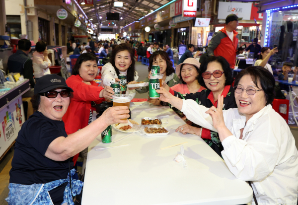 지난 7일 태안동부시장 맥주축제 모습.