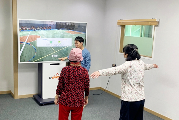 10일 대전사회복지공동모금회의 지원을 받아 ‘맞춤형 건강 스마트존(Smart Zone)’ 공개 행사 진행