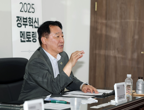 12일 서구청 보라매실에서 진행된 대전 서구 2025 혁신 멘토링 진행 장면