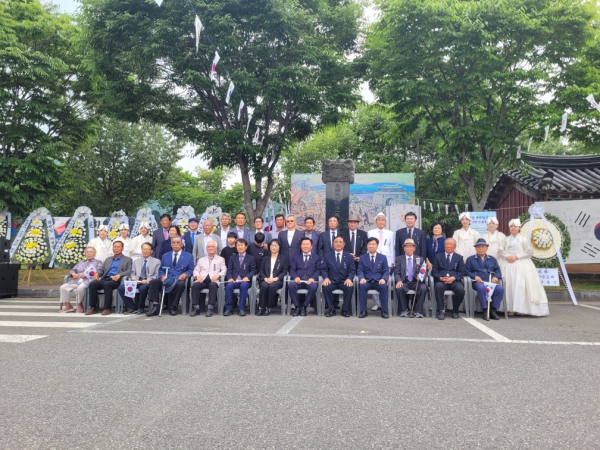 곽한일 추모제 단체사진