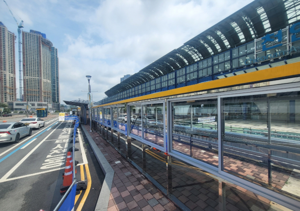 새로 단장한 천안아산역 택시승강장의 모습