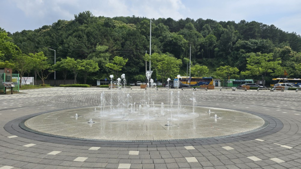 금암광장 바닥분수