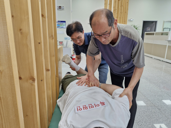 특이민원인 제압 모습