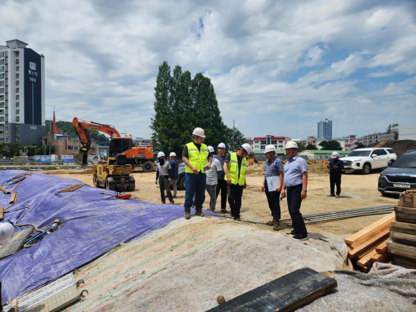 현장점검에 나선 천안시 점검반