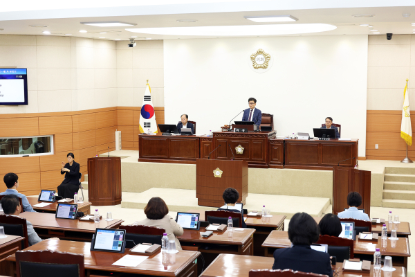 제278회 유성구의회 정례회 2차 본회의 개최 모습