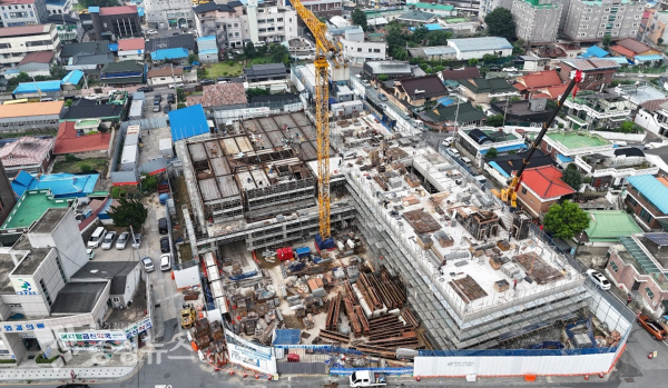 금산군 보건소 신축 이전 사업 공사 현장 모습