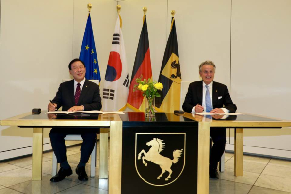 슈투트가르트시와 LOI체결