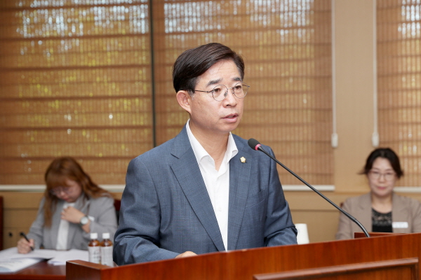 제313회 조례 특위 김기두 의원 발의 모습