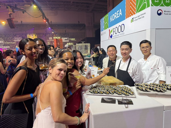 라미 어워즈 내 K-푸드 시식행사 전경