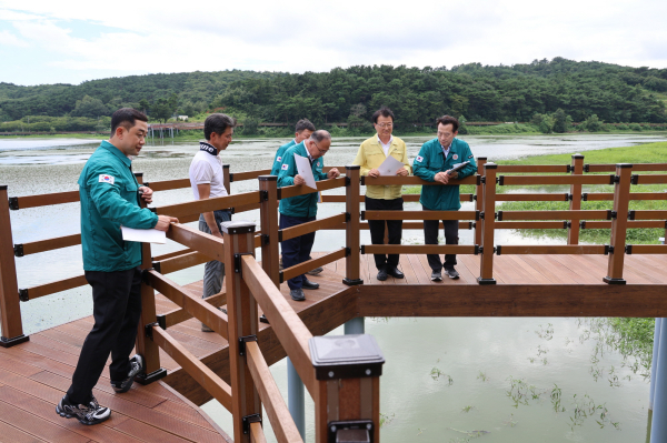 서산시의회 조동식 의장 · 김용경 의원 · 이정수 의원, 풍전저수지 둘레길 현장 방문 모습