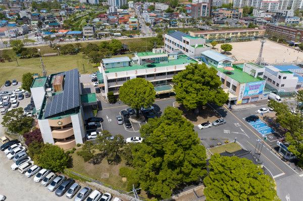 홍성군청사 전경