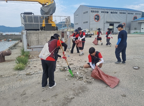 국립한밭대학교 총동아리연합회 어촌 봉사활동 모습