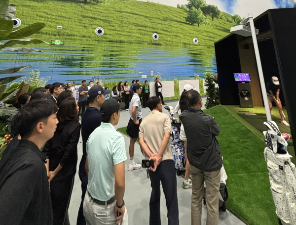 2025 골프존 차이나오픈 대회에서 갤러리들의 모습