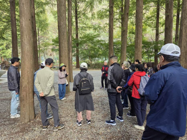 장태산자연휴양림에서 진행된 ‘마음, 함께 숲을 걷다’