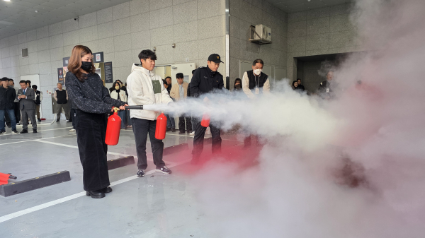 공사 임직원 및 중앙시장 상인회, 원동 119안전센터 합동으로‘동절기 소방합동훈련’ 진행 모습