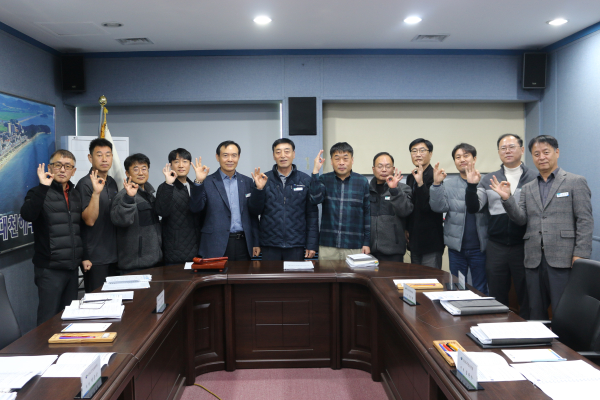 ‘2025년 노사공동 ESG경영 서약식 및 정기회의’ 개최 단체사진