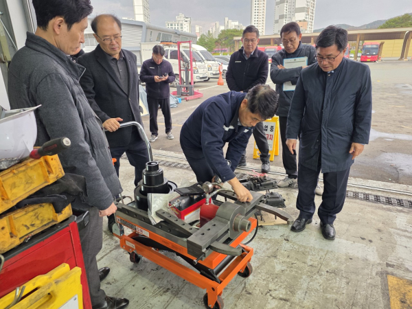 대평동사업장(버스 정비고) 안전점검 실시 사진