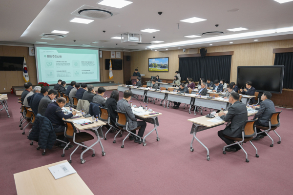 겨울공주 군밤축제 기본계획 및 2026 밤산업박람회 대행용역 중간보고회 개최 모습