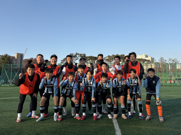 천안시티FC U-12 졸업 고별전 단체사진