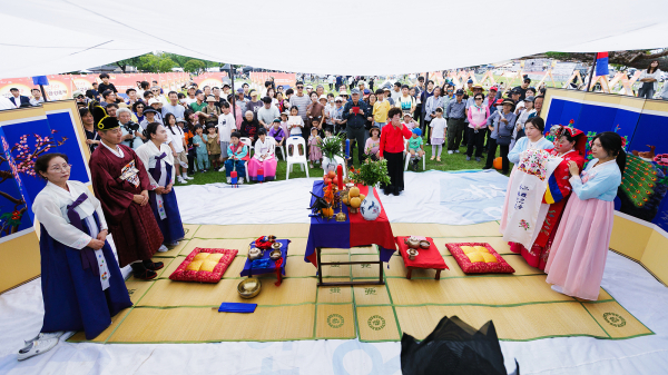 지난 9월 26일부터 28일까지 3일간 해미읍성 일원에서 열린 제22회 서산해미읍성축제 모습