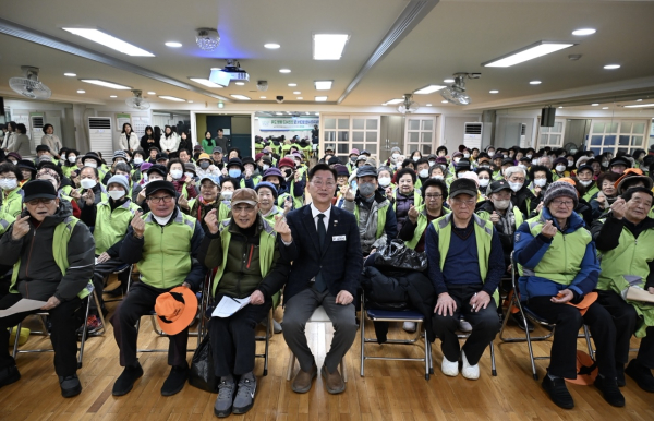 문화2동, 노인일자리사업 발대식 및 안전교육 진행 모습