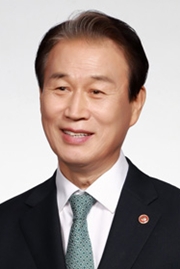 권오을 국가보훈부 장관