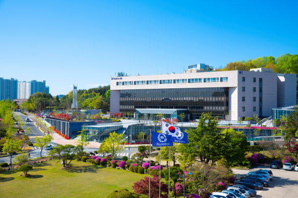 충남대학교 전경