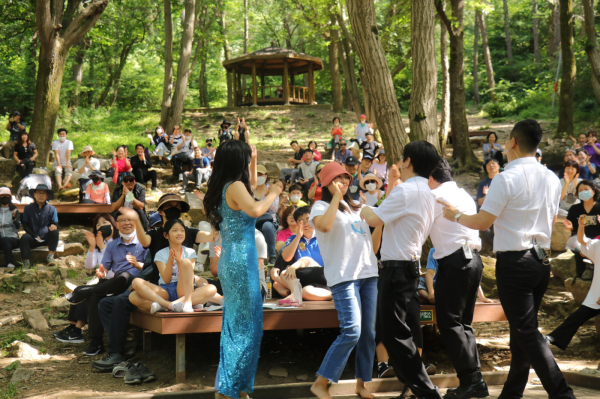 주)선양소주 숲속음악회 뻔뻔한클래식 모습