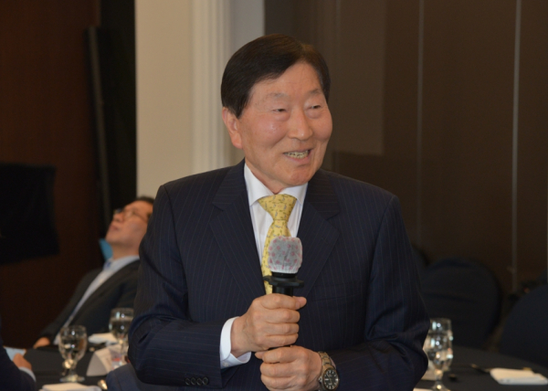 축사하는 김성진 전 해양수산부 장관