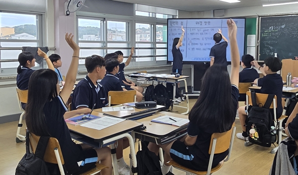 신탄중앙중 정기 학급회의 모습